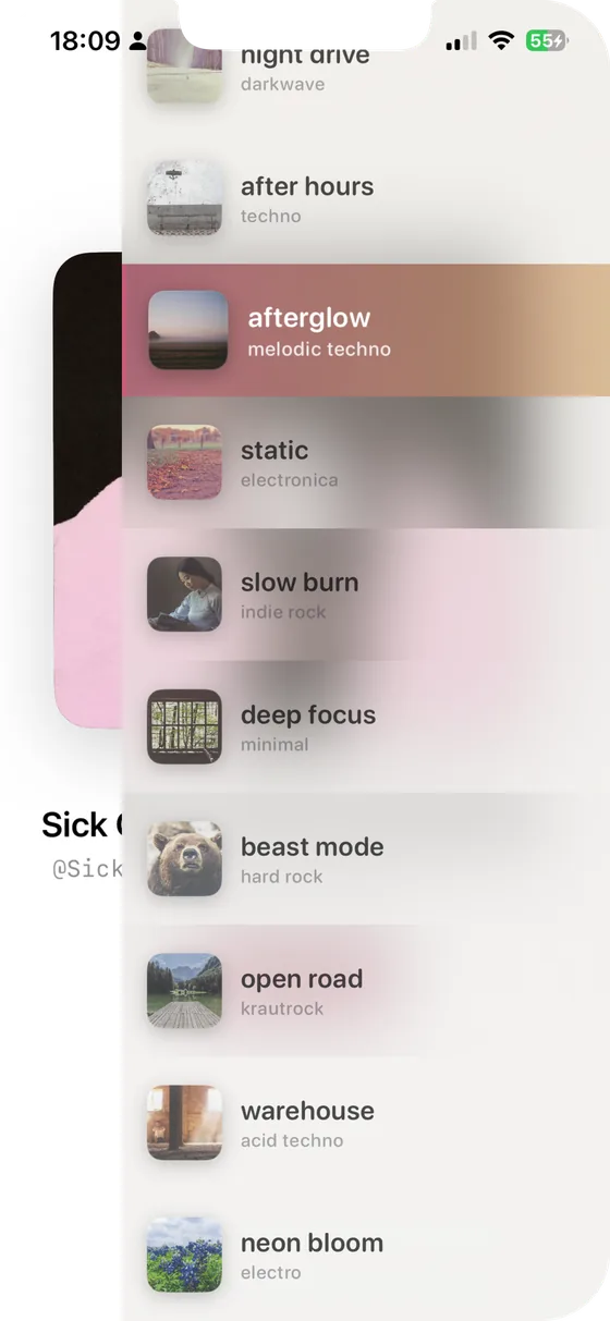 CullaMusic — colour-themed playlist sidebar
